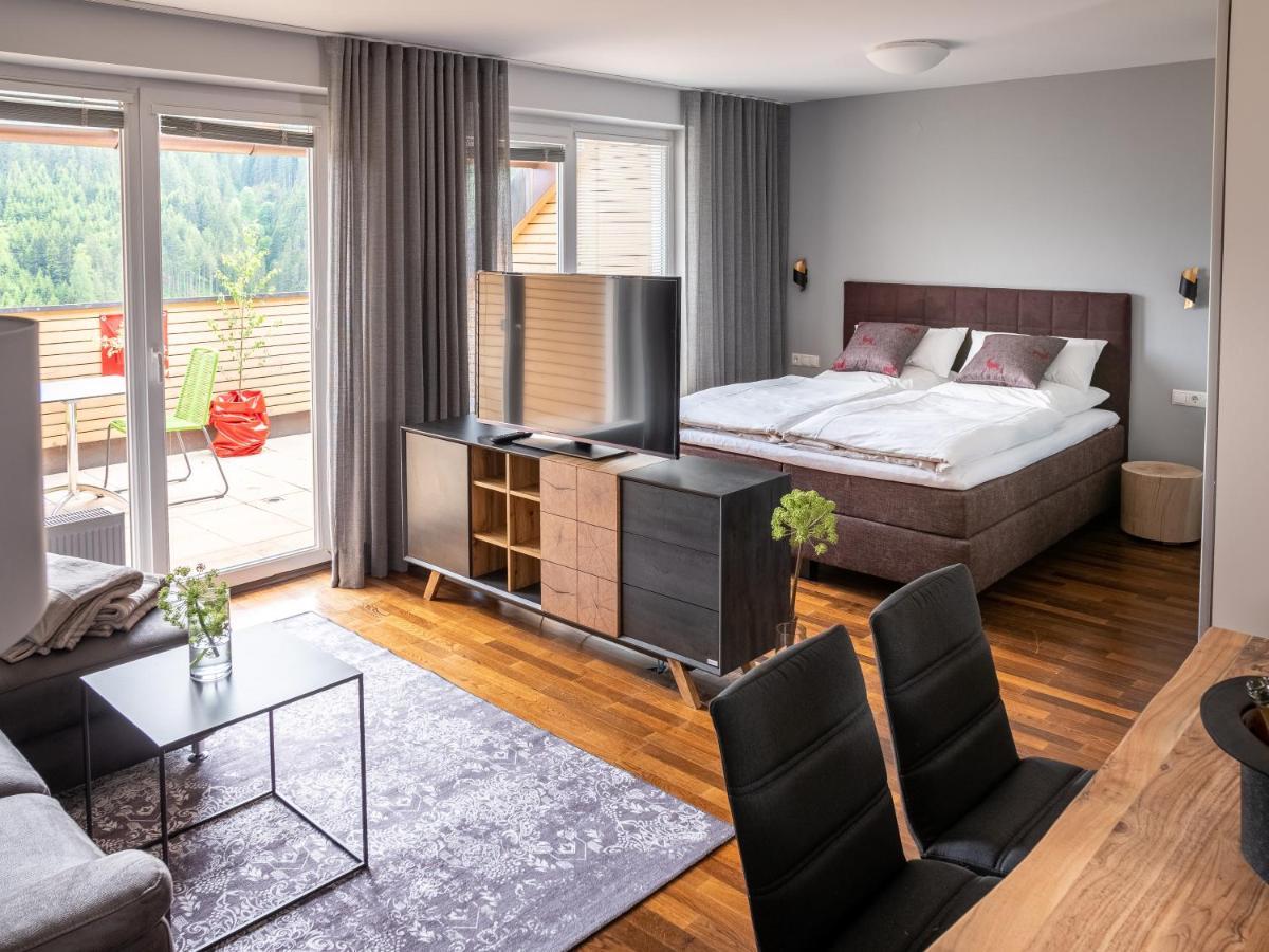 Der Sonnberg Alpinlodges - Apartments Mit Seeblick, Privater Sauna Und Self Check-In 滨湖采尔 外观 照片