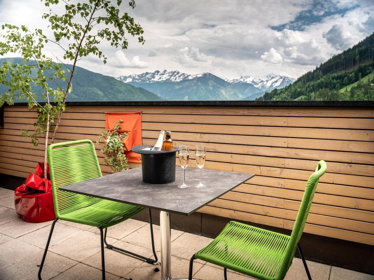 Der Sonnberg Alpinlodges - Apartments Mit Seeblick, Privater Sauna Und Self Check-In 滨湖采尔 外观 照片