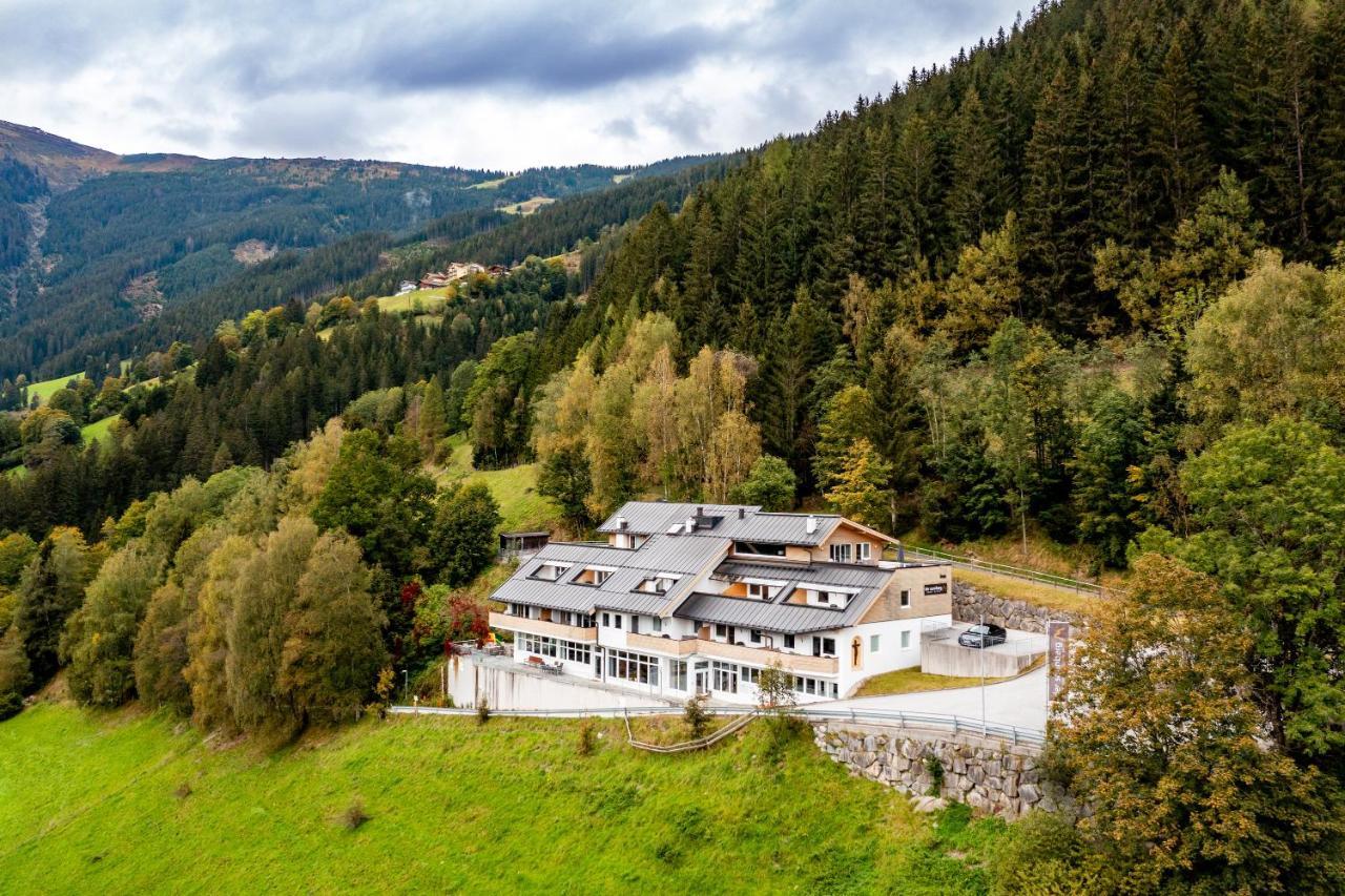 Der Sonnberg Alpinlodges - Apartments Mit Seeblick, Privater Sauna Und Self Check-In 滨湖采尔 外观 照片
