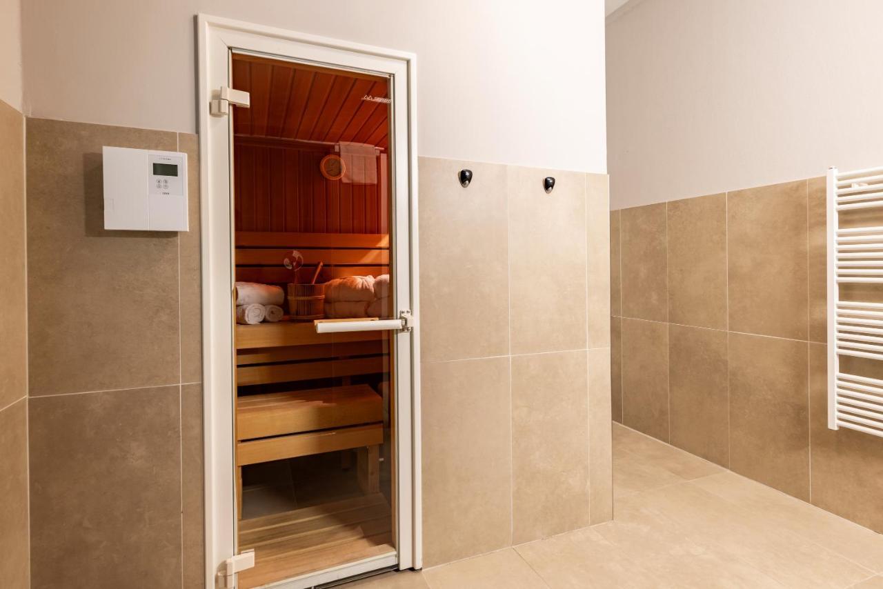 Der Sonnberg Alpinlodges - Apartments Mit Seeblick, Privater Sauna Und Self Check-In 滨湖采尔 外观 照片